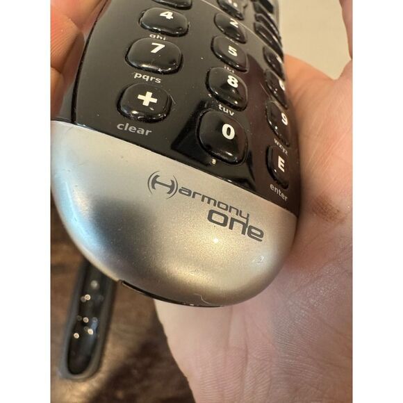 Logitech Harmony One L-LW20 universal remote 815-000038. Tested. W/ Dock. - Picture 3 of 8